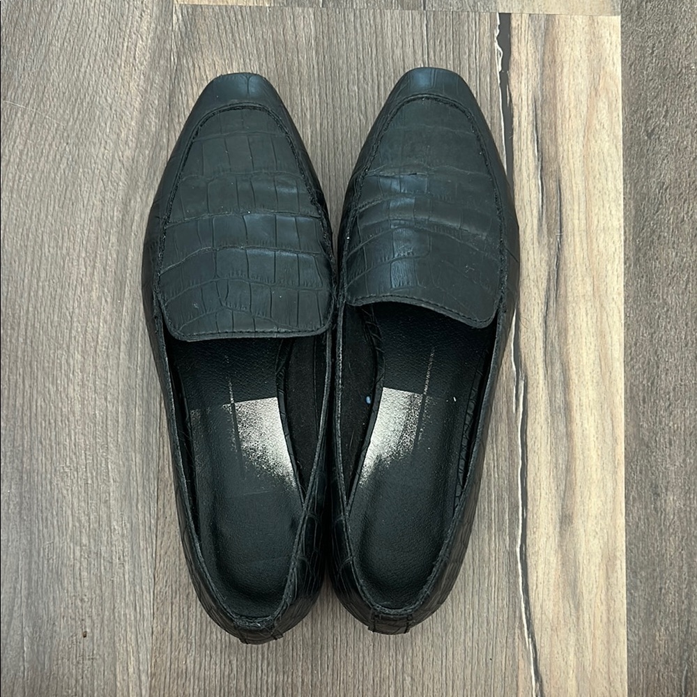 Black Crocodile Pattern Women’s Loafers